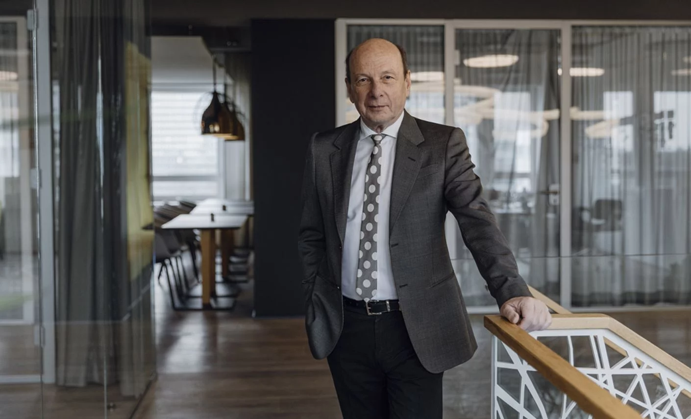 Nouvelles de l'entreprise Bernhard Erdl - PDG, fondateur et développeur en chef du groupe PULS